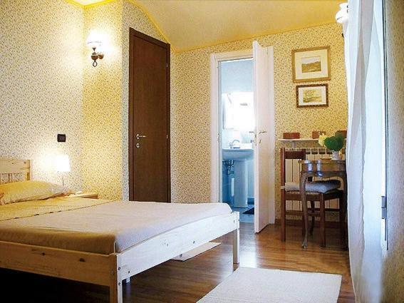 La Tana Del Tasso Ventimiglia Exterior foto